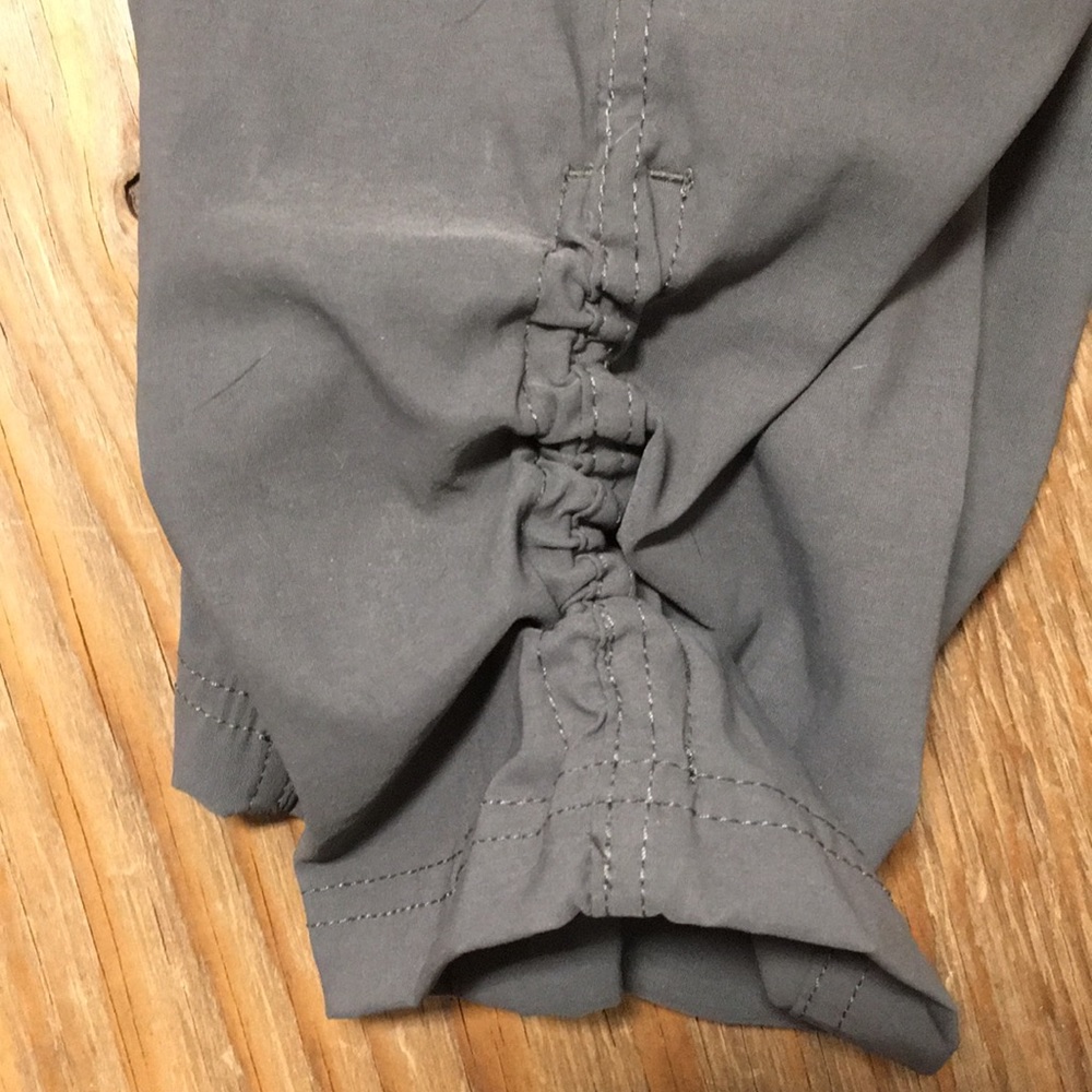 Capris - Picture 5 of 6